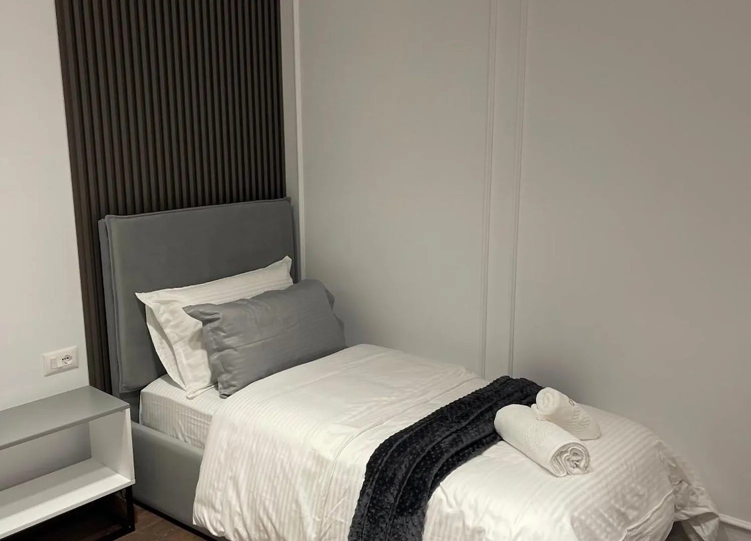 ***  Comfort Inn Hotel Kukës アルバニア