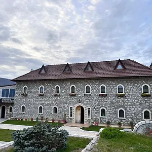 Bujtina Gjana Maison d'hôtes